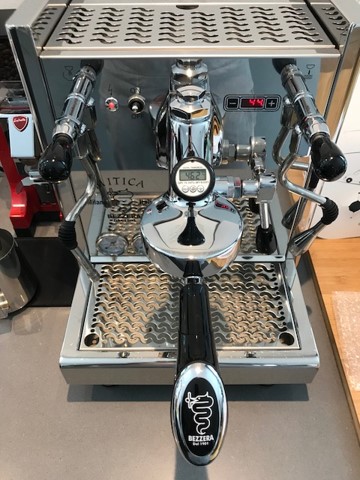 E61 Coffee
Sensor an der Brühgruppe